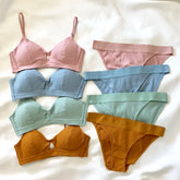 Women Self-Design Heavily Padded Lingerie Set (Pack Of 4)