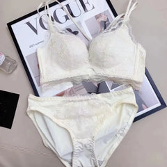 Women Self-Design Heavily Padded Lingerie Set (Pack Of 4)