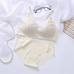 Women Self-Design Heavily Padded Lingerie Set (Pack Of 4)