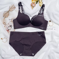 Women Self-Design Heavily Padded Lingerie Set (Pack Of 4)