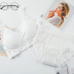 Women Self-Design Heavily Padded Lingerie Set (Pack Of 4)